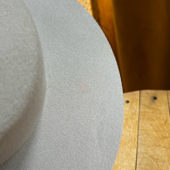 Gigi Pip, Dahlia Boater in Light Gray **includes one hat band - Picture 4 of 8